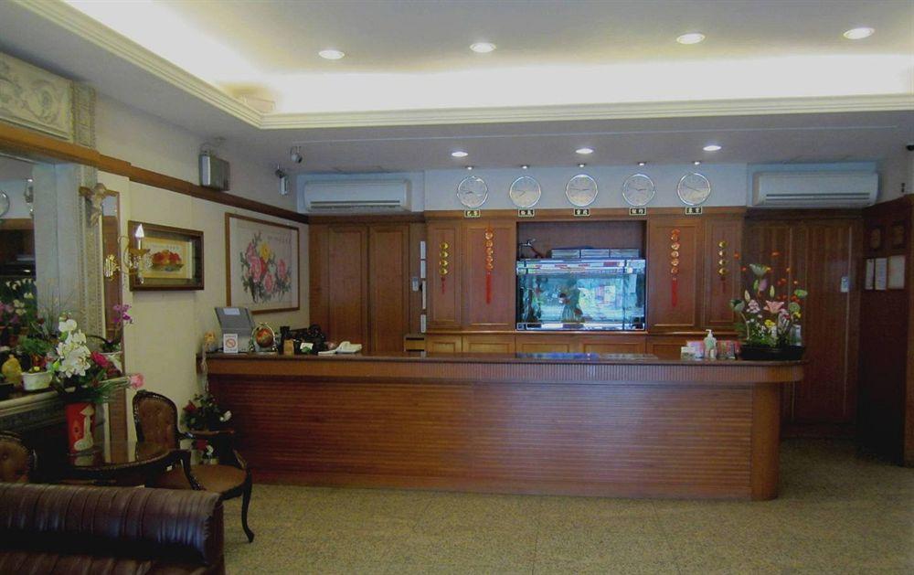 Sin Fu Business Hotel Taichung Eksteriør billede
