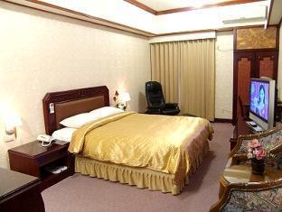 Sin Fu Business Hotel Taichung Eksteriør billede